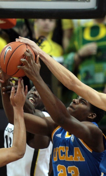 Wear hits putback and UCLA beats Oregon 70-68